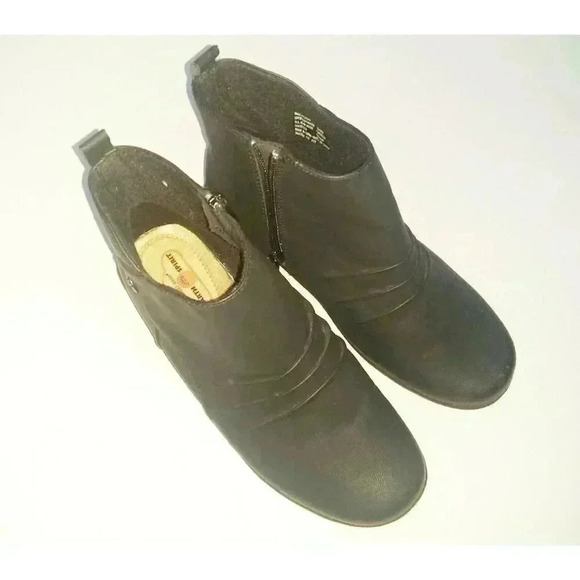 EARTH SPIRIT Women's Ankle Boot Black Faux Leather Size 8W - Picture 1 of 7